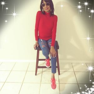 Meet your Posher, Mavis